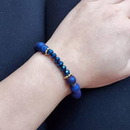 Aretez Metallic Blue Agate Crystal Bead Bracelet..