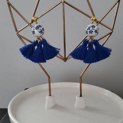 Aretez Luna Ceramic Blue Flower Earrings | Blue..